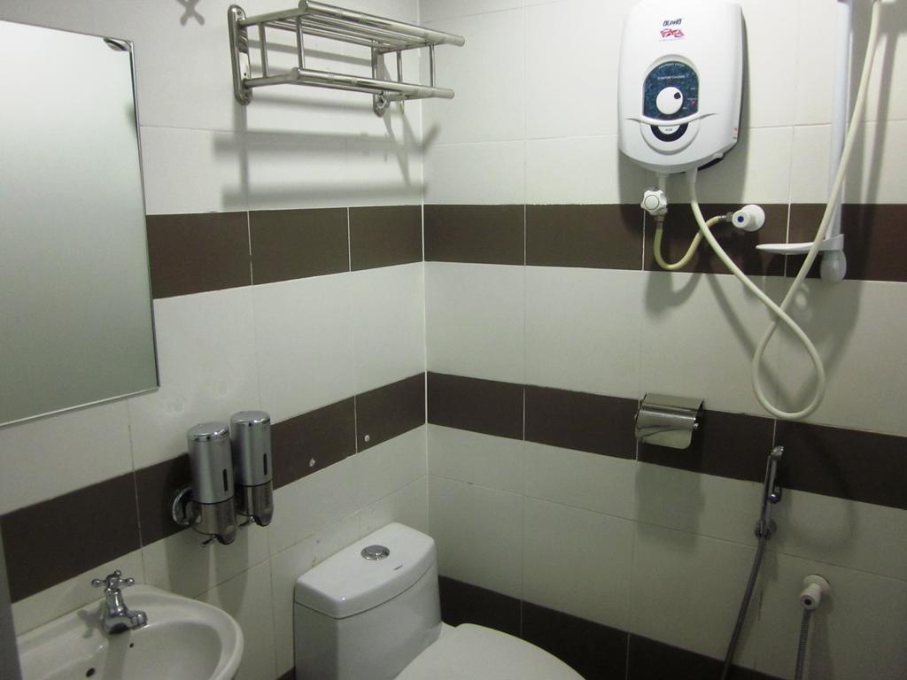 Lavender Hotel Teluk Intan Δωμάτιο φωτογραφία